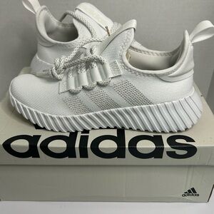 Women's size 8
Adidas Kaptir Flow $60 obo NIB